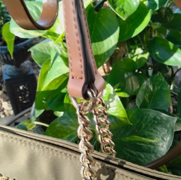 Calvin Klein Florence Tote - Picture 3 of 6